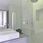 Mouzinho By On 4*