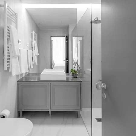 Guest house Mouzinho By Near 2*