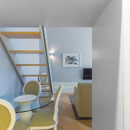Guest house Mouzinho By Near 2*