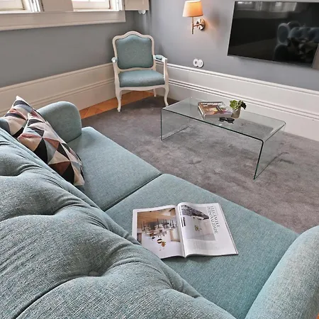 Mouzinho By On Porto