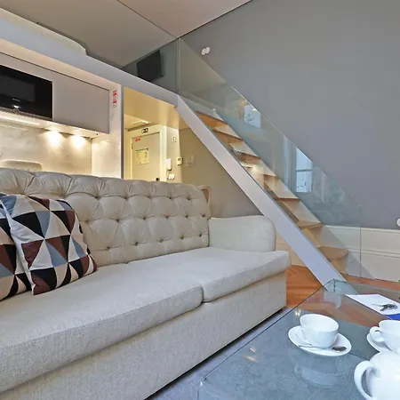 Mouzinho By On 4* Oporto