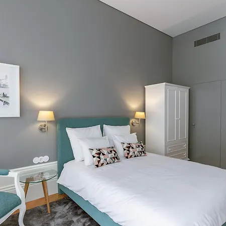 Guest house Mouzinho By Near 2*