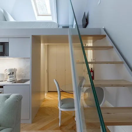 Guest house Mouzinho By Near 2*