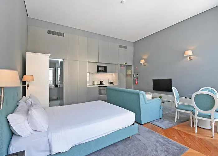 Mouzinho By On 4* Oporto