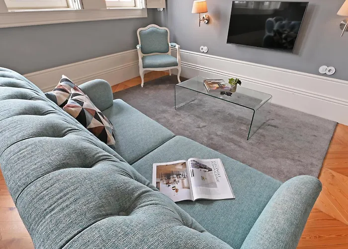 Mouzinho By On Oporto