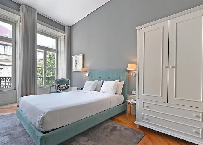 Mouzinho By On Oporto