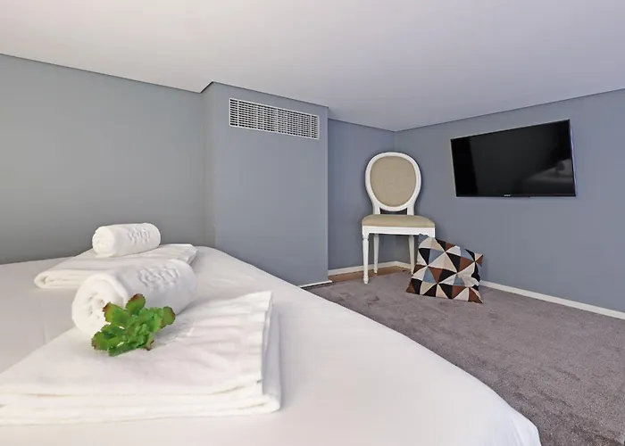 Гостевой дом Mouzinho By On Порту