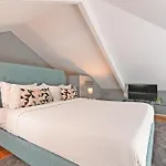 Mouzinho By On بيت ضيافة 4*